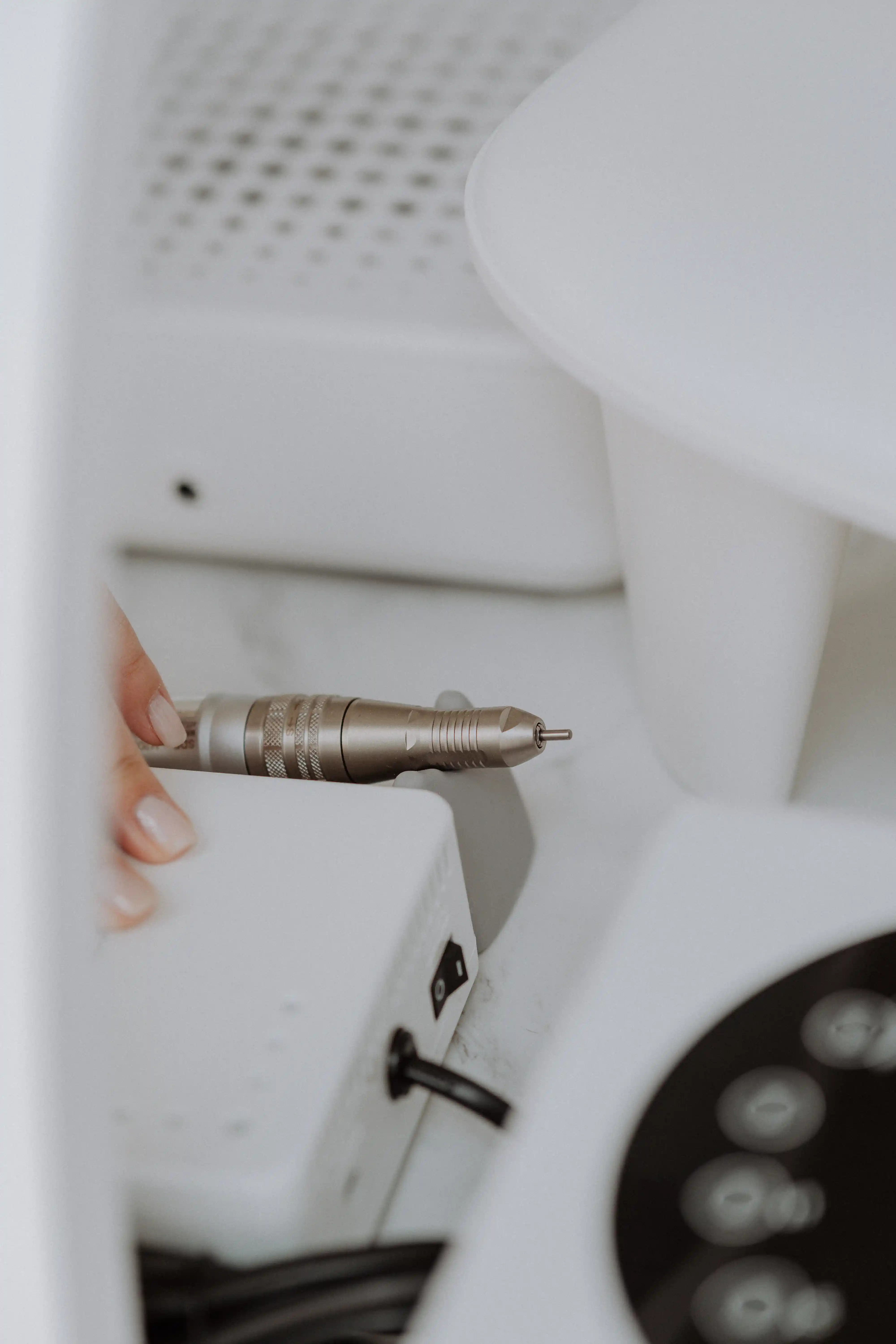 Nagelwerkzeug im Detail bei K&O Esthetic