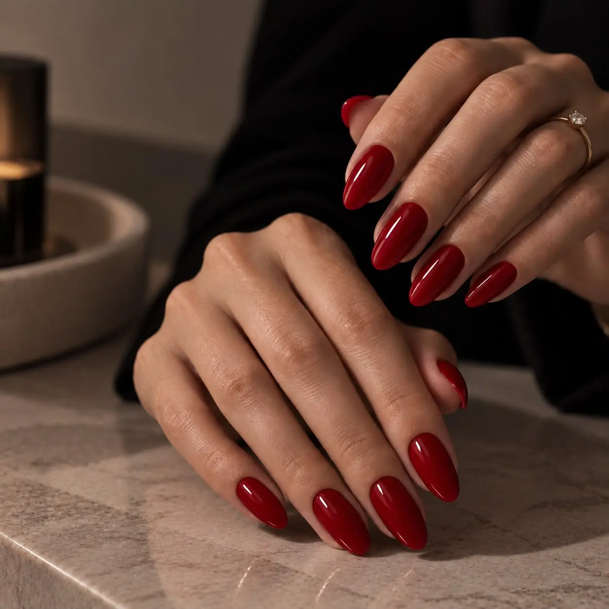 Rote Gelnägel bei K&O Esthetic